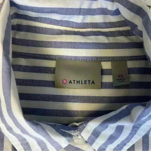 Athleta Weekender Button Shirt - Picture 2 of 6